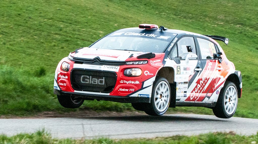 Dansk Super Rally blev vundet af Kenneth Madsen, Ruds Vedby og Mette Feldthaus, Horsens, i en helt ny Citroën C3 Rally2
(Foto: rallypics.dk / Viggo Johansen)